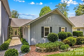 21112 Rio Oro Dr in Cornelius, NC - Building Photo - Building Photo