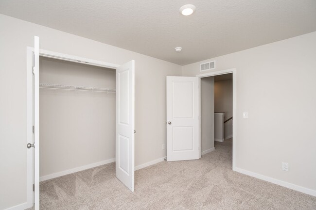 1031 35th St SW in Altoona, IA - Building Photo - Building Photo