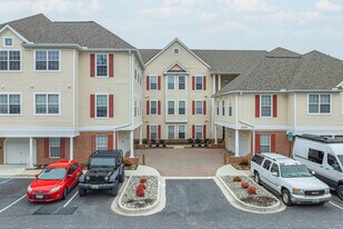 Hollington Condominiums in Owings Mills, MD - Building Photo