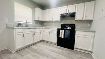 2560 Ladeara Crest Ln in Winston-Salem, NC - Building Photo