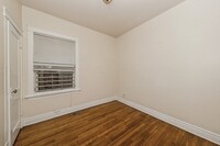 713 E 88th Pl in Chicago, IL - Building Photo - Building Photo