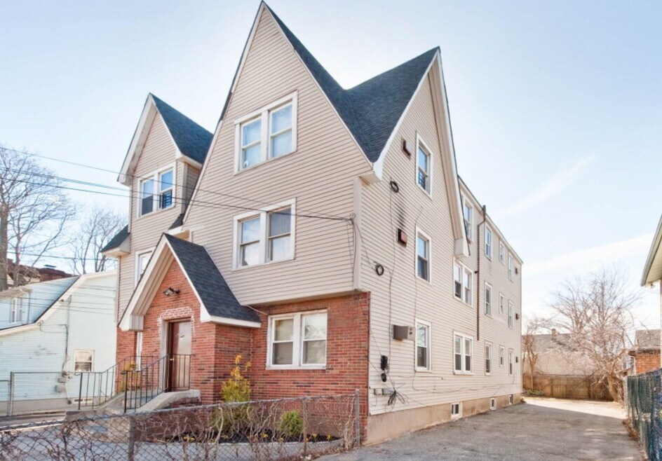 211 S Franklin St Apartments Hempstead, NY Apartments For Rent