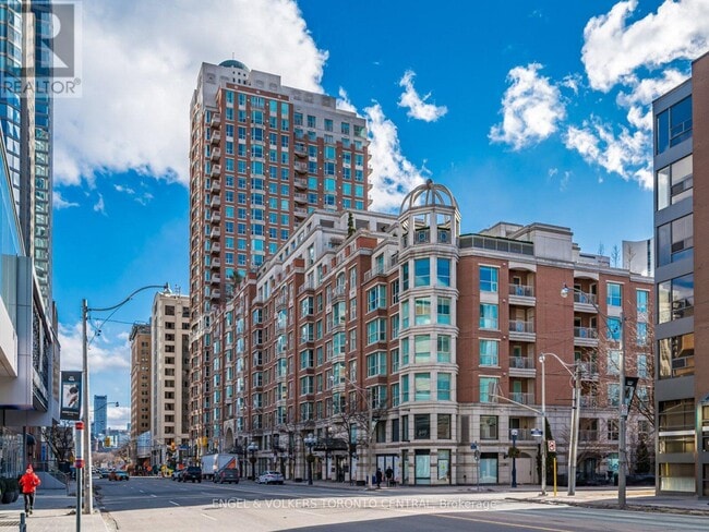 property at 38-838 Avenue Rd