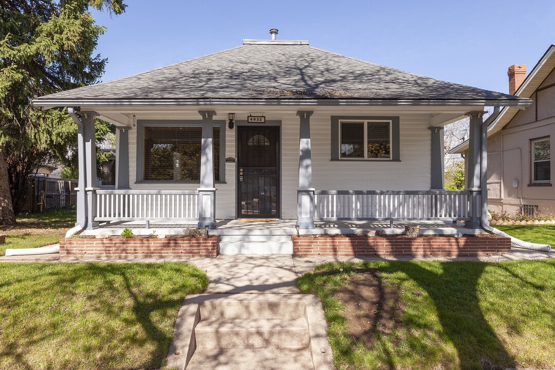 4033 Meade St, Unit 4033 in Denver, CO - Building Photo