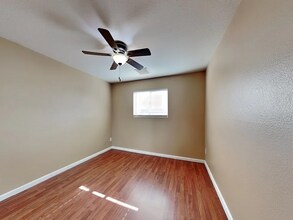 2141 E Broadmor Dr in Tempe, AZ - Building Photo - Building Photo