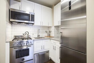 99 Suffolk St in New York, NY - Building Photo - Building Photo