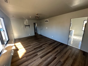 3127 S 40th St in Omaha, NE - Building Photo - Building Photo