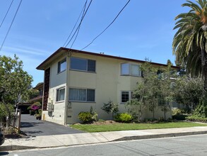 121 Sylvar St in Santa Cruz, CA - Foto de edificio - Building Photo