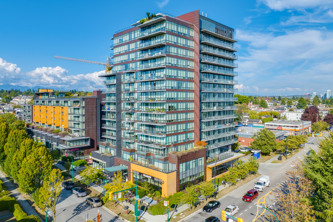 1525 W 70th Ave in Vancouver, BC - Building Photo