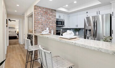 5920 Bedford Ct, Unit The Villages Condominiums in Yorba Linda, CA - Building Photo - Building Photo