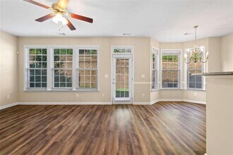 3323 Castleberry Village Cir in Cumming, GA - Building Photo - Building Photo