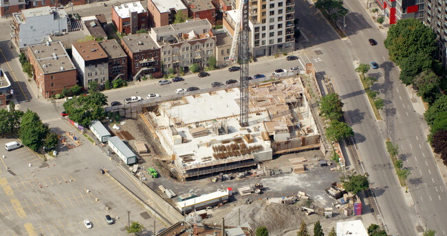 Auguste & Louis Condominiums in Montréal, QC - Building Photo - Building Photo