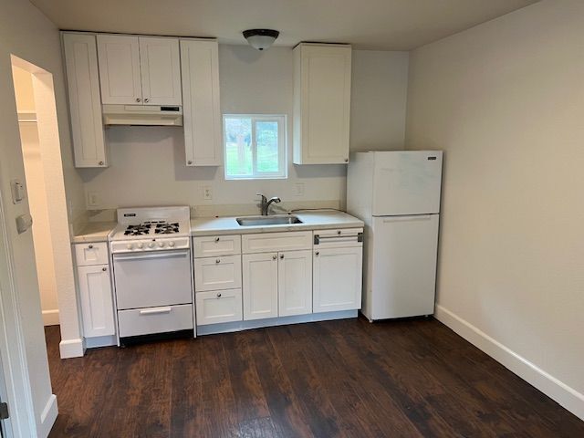 property at 10381 California 116-5