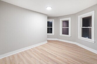 138 Elm St in Southbridge, MA - Building Photo - Building Photo