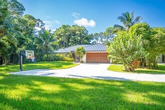 11180 154th Rd N in Jupiter, FL - Building Photo - Building Photo