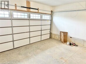 43 Beretta St in Tillsonburg, ON - Building Photo - Building Photo
