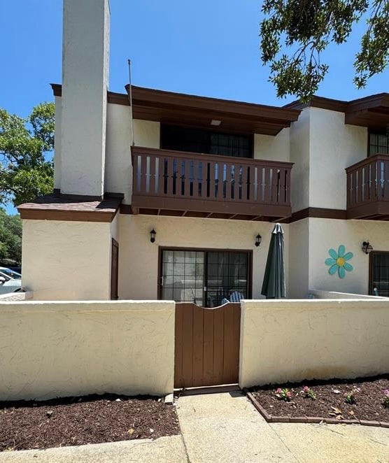 property at 10027 Washington Cir
