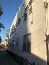 2320 E 2nd St in Los Angeles, CA - Building Photo - Other