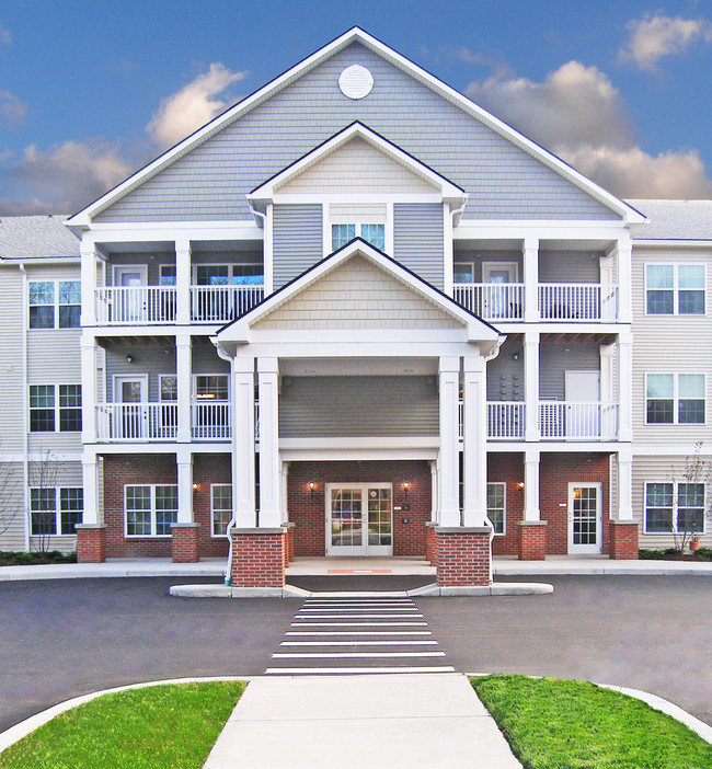 The Gardens At Town Center Senior 55+ in Rochester, NY - Building Photo - Building Photo