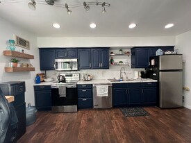 5760 Riley St in San Diego, CA - Building Photo