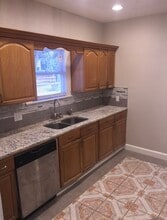 635 N Winnetka Ave in Dallas, TX - Building Photo - Building Photo