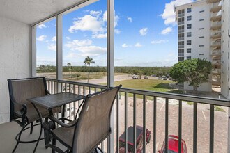 5600 Bonita Beach Rd SW in Bonita Springs, FL - Building Photo - Building Photo