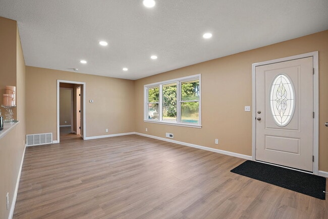 7961 59th Ave N in Minneapolis, MN - Building Photo - Building Photo