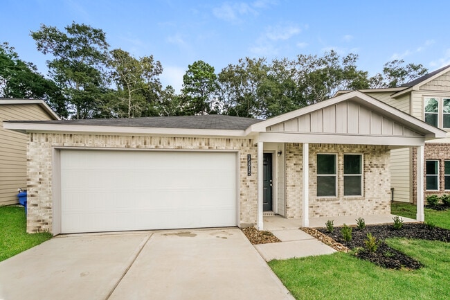 property at 15815 Del Norte Dr