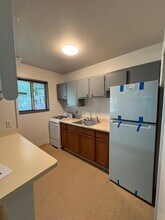21 Neal Ct in Akron, OH - Building Photo - Building Photo