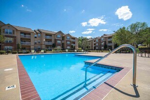 Capitol Hill in Little Rock, AR - Building Photo