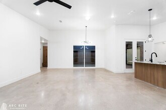 4523 22nd Pl in Lubbock, TX - Building Photo - Building Photo