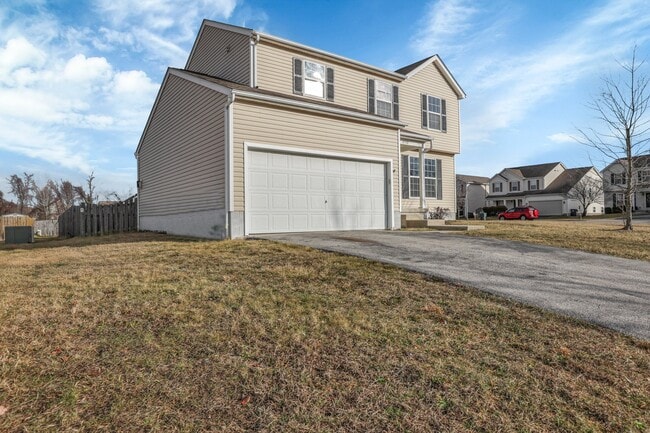 8340 Crete Ln in Columbus, OH - Foto de edificio - Building Photo