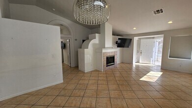 3589 Winter Scene Ct in Las Vegas, NV - Building Photo - Building Photo