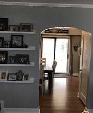 800 SW High Ave in Topeka, KS - Foto de edificio - Building Photo