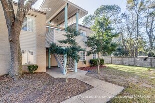 245 Mc Donnell Ave in Biloxi, MS - Building Photo