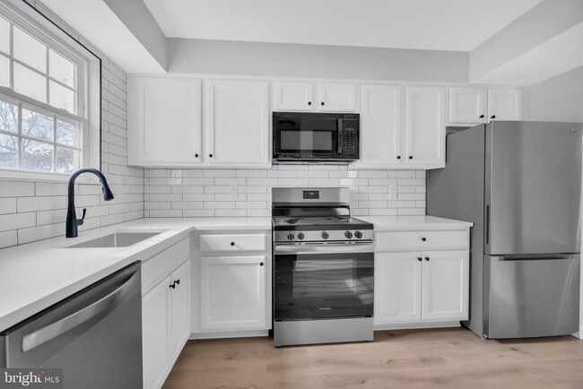 8720 Sugarwood Ct in Manassas, VA - Building Photo - Building Photo