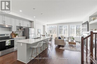 165 Angelonia Cres in Ottawa, ON - Building Photo - Building Photo