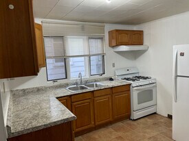 12 Boston St, Unit 3 in Boston, MA - Building Photo
