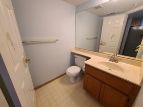 3017 Grove Way in Castro Valley, CA - Building Photo - Building Photo