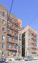 3528 99th St in Flushing, NY - Foto de edificio - Building Photo