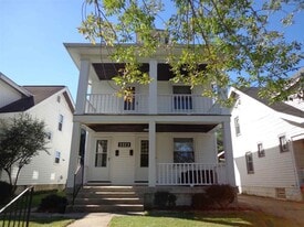 3323 Emerson Ave, Unit B in Covington, KY - Building Photo