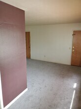 1301 Jewel Ct, Unit 1301 Jewel Ct #3 in Madison, WI - Foto de edificio - Building Photo