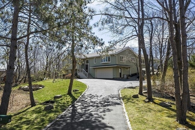 property at 39 Decatur St