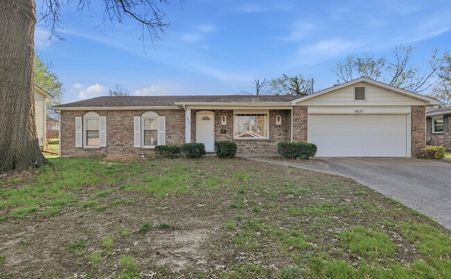 property at 2212 Rose Dr