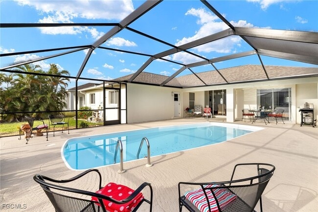 property at 2305 SW 19th Pl