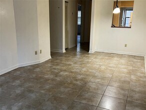 3401 NW 52nd Terrace in Gainesville, FL - Building Photo - Building Photo