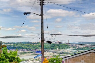 10 Renwick St in Pittsburgh, PA - Building Photo - Building Photo