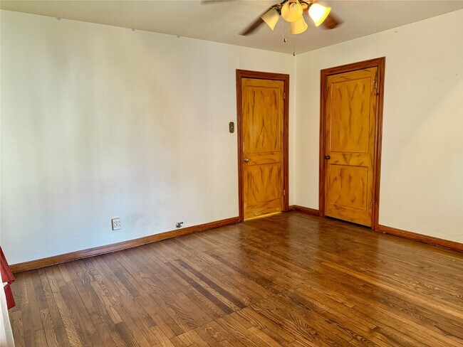 property at 2218 Chapman St