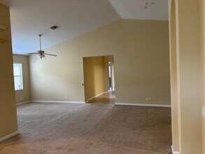 1148 SE Fleming Way in Stuart, FL - Building Photo - Building Photo