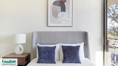 1001 E Playa Del Norte Dr, Unit 2228 in Tempe, AZ - Foto de edificio - Building Photo